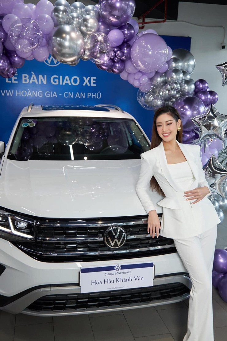 Hoa hậu Khánh Vân lên đời "xế hộp" Volkswagen Teramont hơn 2 tỷ đồng - 9