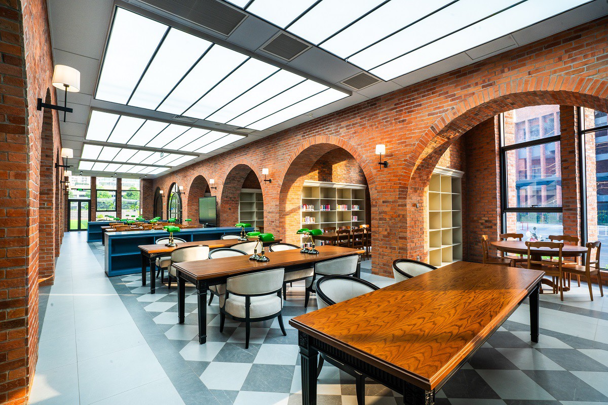 Trẻ em tại Vinhomes Grand Park được thụ hưởng những điều kiện giáo dục tiên tiến nhất.