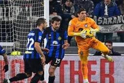 Bi hài cho MU: Thủ môn thay Onana ở Inter cứu thua tốt nhất Cúp C1