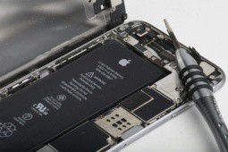 Rộ tin đồn Apple thất bại và ngừng sản xuất linh kiện “tự trồng” này