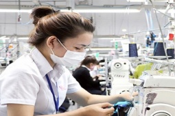 Tin tức trong ngày - Đề xuất phân loại công việc nặng nhọc, lao động nữ được nghỉ hưu sớm hơn lộ trình tuổi quy định