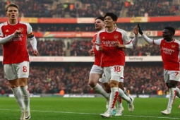 Bóng đá - Arsenal gia nhập "CLB 100 bàn", thảnh thơi chờ Man City sảy chân