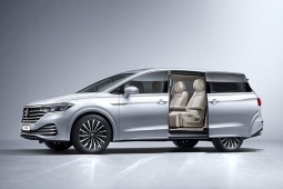 Tin tức ô tô - Đại lý hé lộ giá bán cho dòng xe MPV Volkswagen Viloran mới