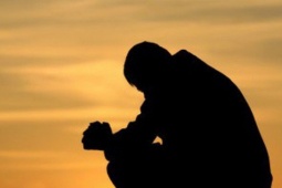 Bạn trẻ - Cuộc sống - Mối tình với cô gái bán bia khiến người đàn ông thành đạt đi vào 'ngõ cụt'