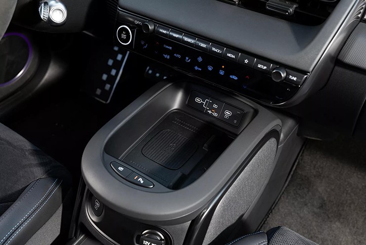 Xe điện hiệu suất cao Hyundai Ioniq 5 N lộ diện ảnh thực tế - 11
