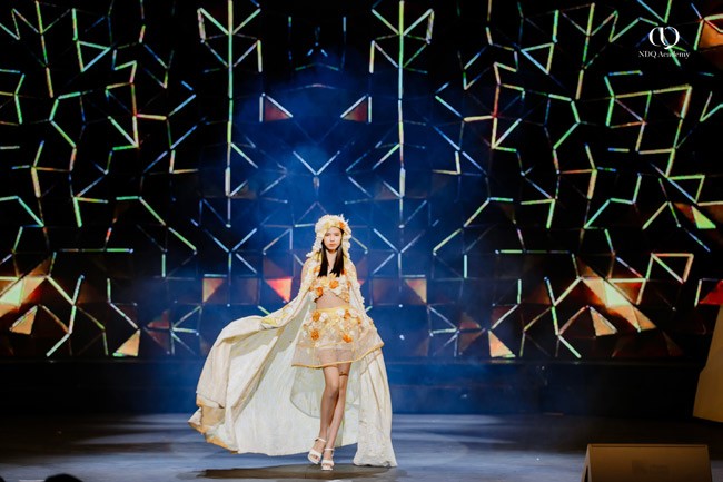 Sinh ngày 1/11/2010 cao 1m58 quê Thường Tín, mới gia nhập làng model vài tháng nhưng Hải Yến đã góp mặt vào nhiều chương trình: Kids photo star mùa 3, fashion show Light Up 2023; Model của nhiều NTK Nhật Thực - Huyền Trương. 