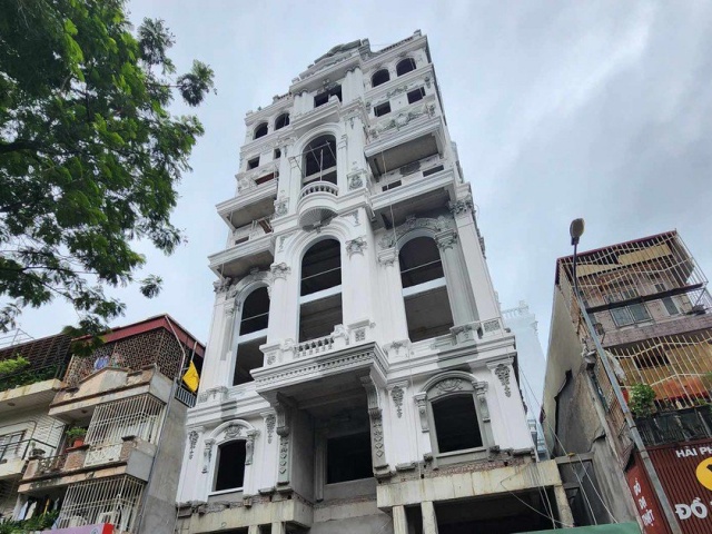 Tin tức trong ngày - Bí thư quận Ba Đình nói gì về biệt thự khủng xây sai phép ở phố Đội Cấn?