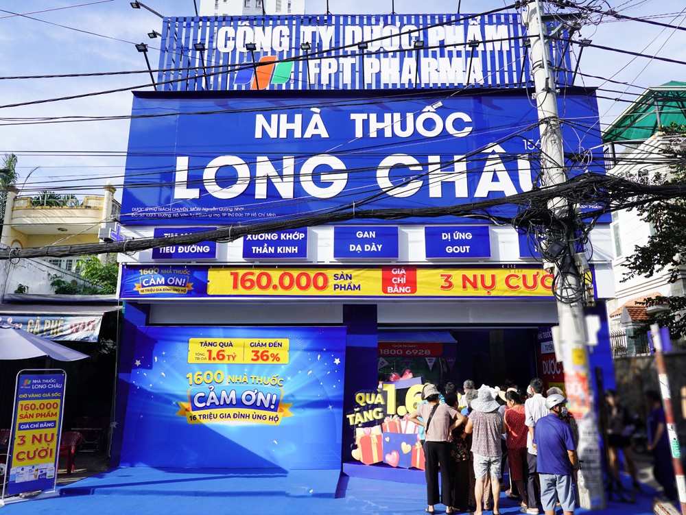FPT Long Châu cán mốc 1.600 nhà thuốc vào tháng 12.2023
