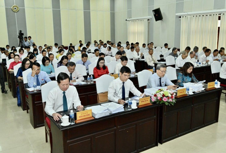 Quang cảnh kỳ họp. Ảnh ĐH.