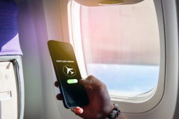 Vì sao chuyển điện thoại sang chế độ máy bay lại quan trọng?