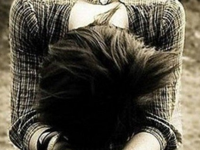 Bạn trẻ - Cuộc sống - Tấn bi kịch của người phụ nữ thành đạt khi trái tim 'chạy' theo tình trẻ