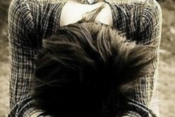 Bạn trẻ - Cuộc sống - Tấn bi kịch của người phụ nữ thành đạt khi trái tim 'chạy' theo tình trẻ