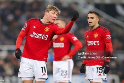 Bóng đá - MU đánh bại Chelsea: Điểm trừ Hojlund, 11 trận "tịt ngòi" Ngoại hạng Anh