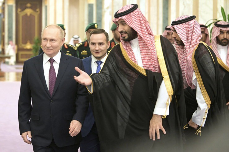 Tổng thống Nga Vlaidimir Putin thăm Ả Rập Saudi hôm 6/12.
