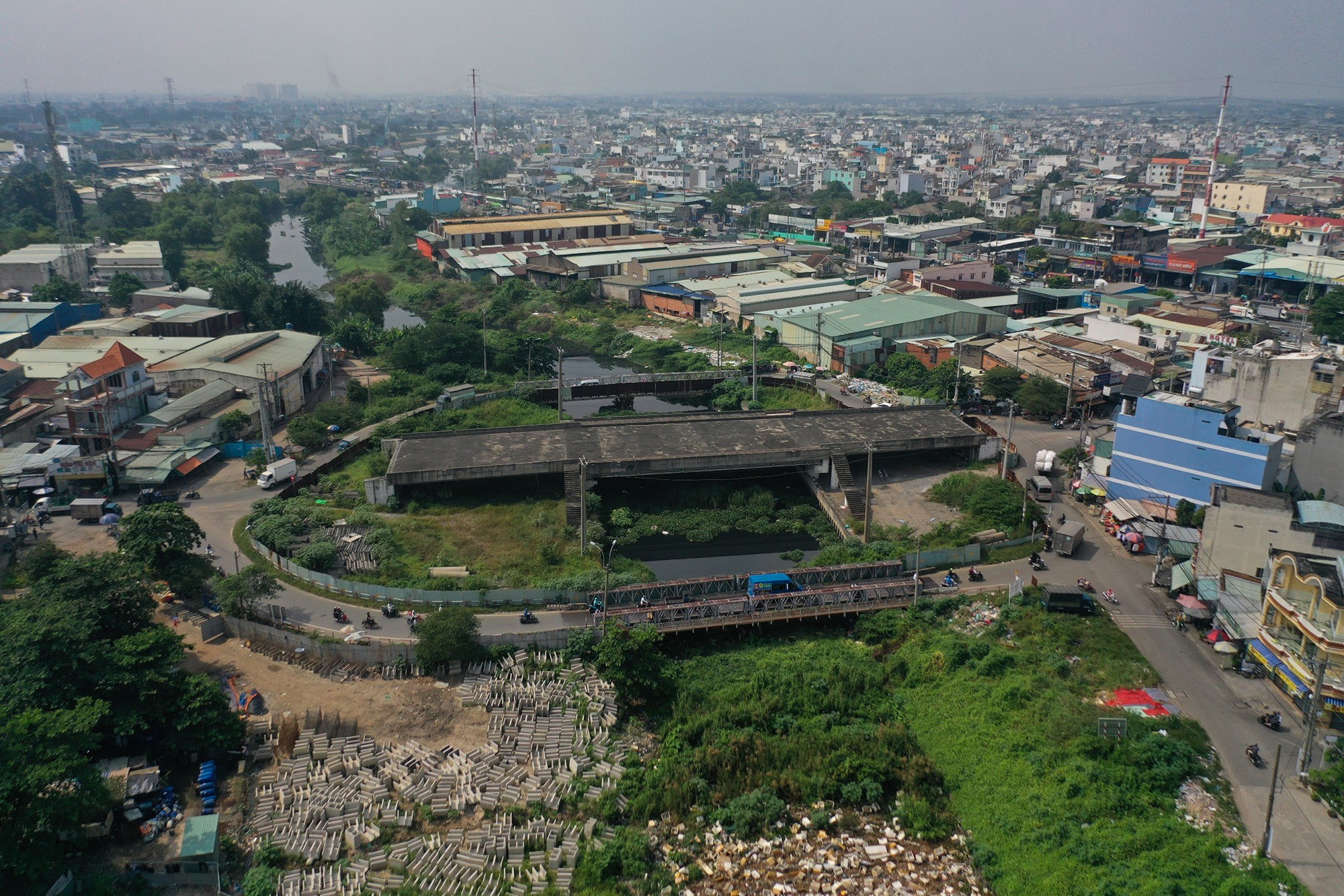 Diện mạo hàng loạt cây cầu ở TP.HCM được tái khởi động xây dựng sau thời gian “đứng hình” - 1