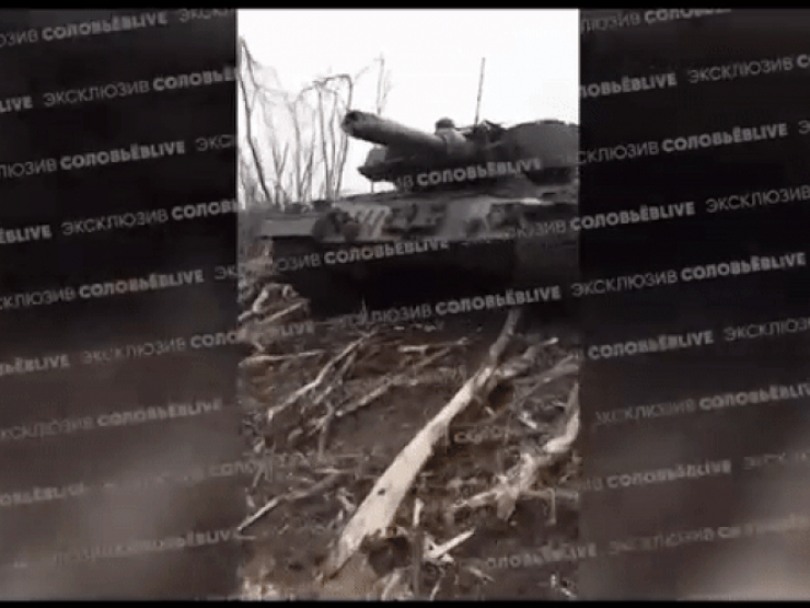 Video: Binh sĩ Nga thu giữ xe tăng mạnh bậc nhất thế giới ở Ukraine