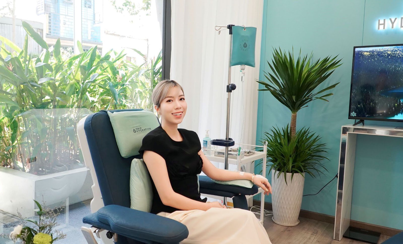 Bổ sung NAD+ trong liệu pháp Drip Empress giúp trẻ hóa tế bào và tăng cường năng lượng cho cơ thể. Ảnh: Drip Empress