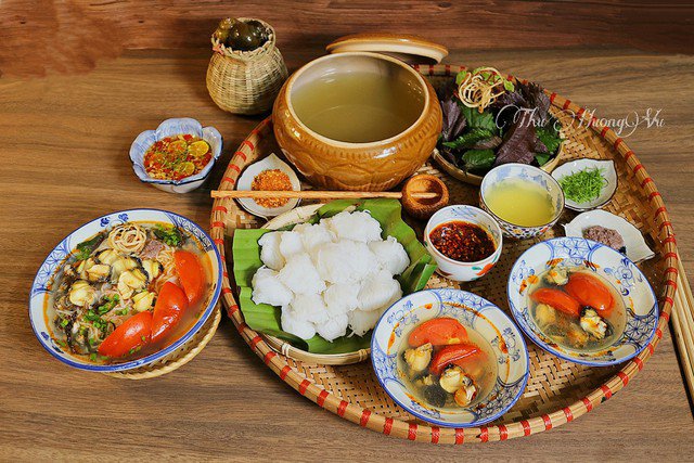 Bún ốc nguội dễ ăn, lạ miệng.