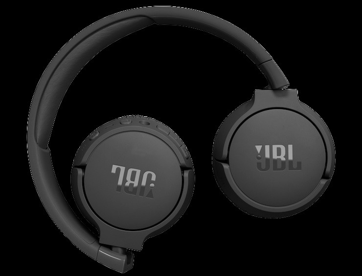 JBL Tune 670NC.