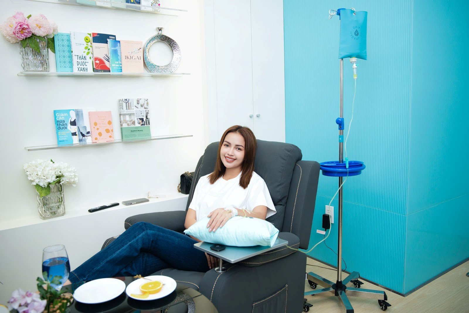 Hoa hậu hoàn vũ Ngọc Châu lựa chọn Drip Hydration là nơi chăm sóc sức khỏe và sắc đẹp. Ảnh: Drip Hydration