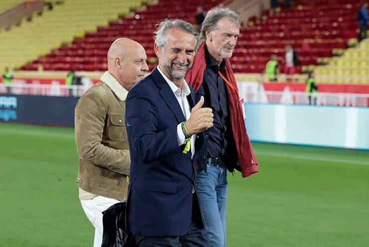 Sir Dave Brailsford (trái), Jean-Claude Blanc và Sir Jim Ratcliffe sẽ tiếp tục làm việc cùng nhau ở MU