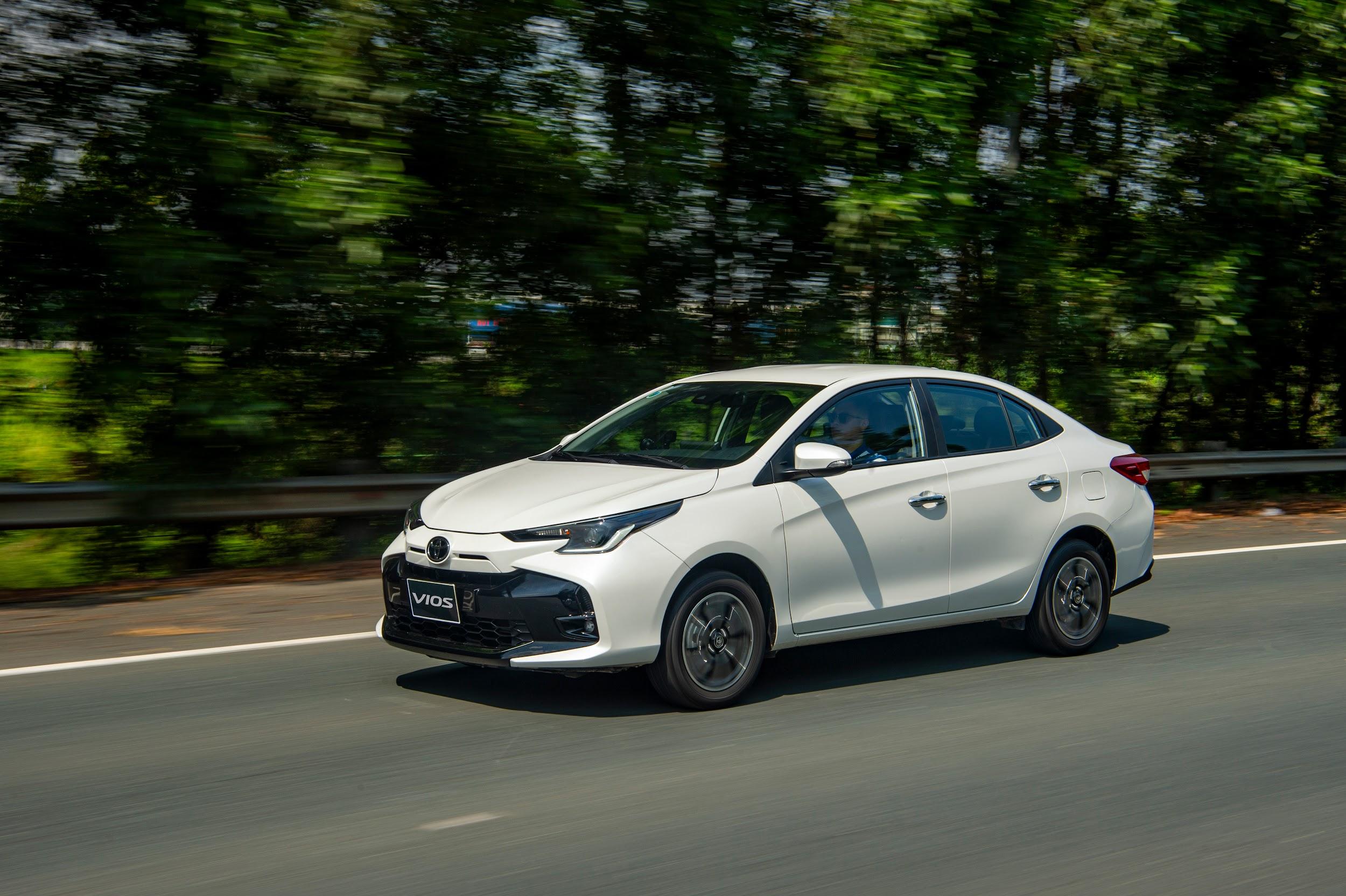 Khách hàng khi mua Vios được hỗ trợ các gói vay với lãi suất cực ưu đãi từ TFSVN.