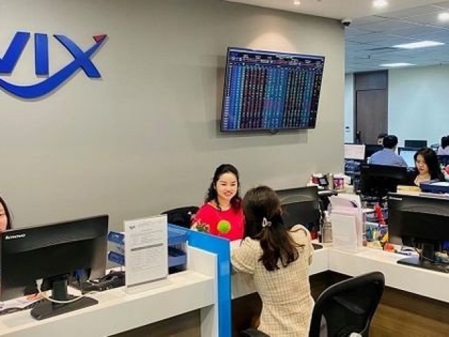 Kinh doanh - Một công ty chứng khoán 'dính' nhiều vi phạm