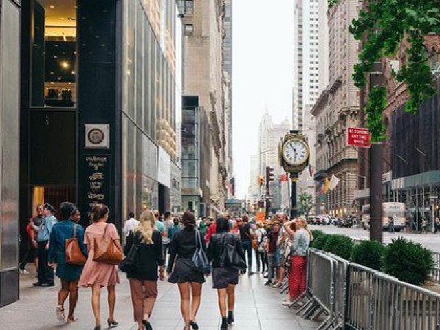 Thế giới - Bùng nổ ứng dụng "khỏa thân hóa” phụ nữ trên mạng