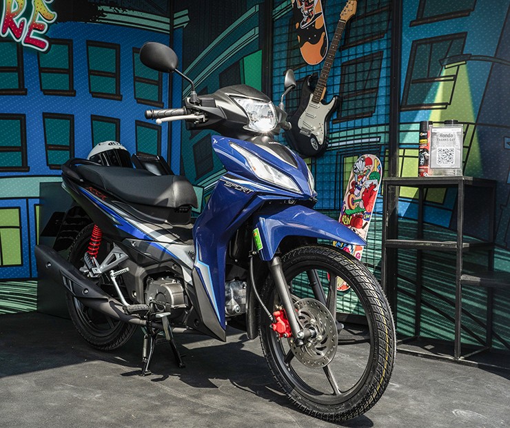 Honda giới thiệu bộ đôi xe máy mới Winner X 2024 và Wave RSX FI - 9