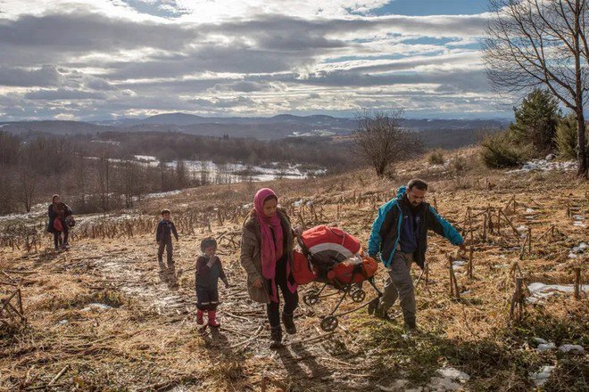 Người tị nạn trên tuyến đường Balkan, con đường ngày càng dài hơn và nguy hiểm hơn