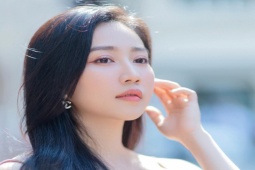 Làm đẹp - Huỳnh Hồng Loan tiết lộ bí quyết dáng đẹp tự tin diện áo tắm, không cần "bóp" hình