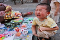 Giáo dục - du học - Con vòi vĩnh mua đồ, đừng nói "Mẹ không có tiền, nhà mình nghèo lắm", hãy học ông bố thông minh này