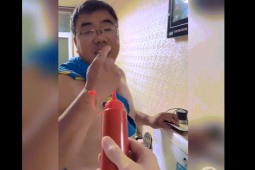 Clip hài hước - Rảnh quá thì đi chọc người khác cho vui