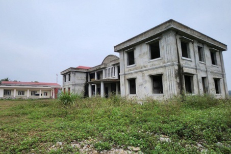 Lãng phí hàng trăm công sở bỏ hoang ở Thanh Hóa