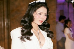 Đời sống Showbiz - Lệ Quyên: "Tôi luôn ưu tiên bản thân, phải được chiều chuộng nâng niu"