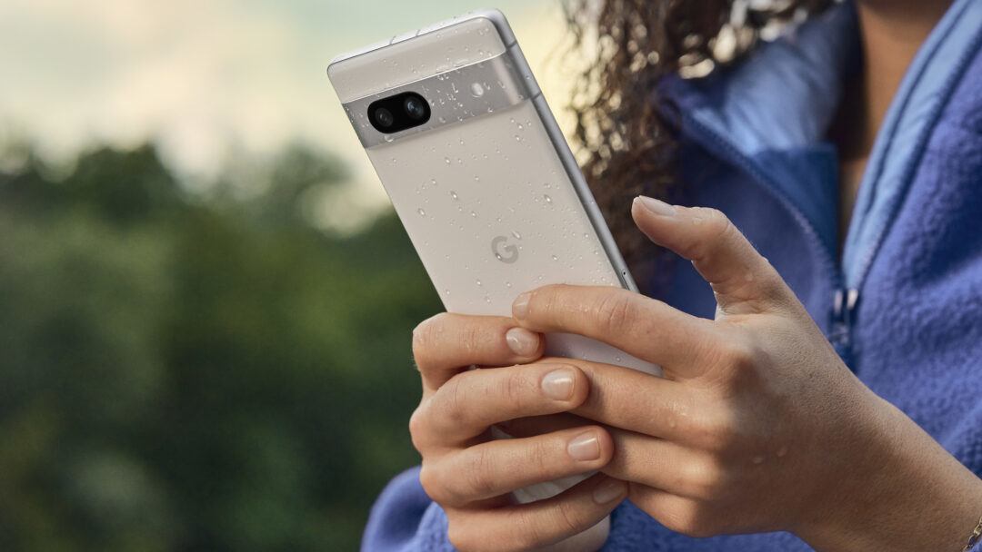 Google Pixel 7a.