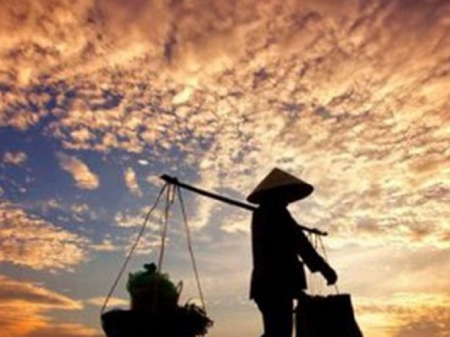 Bạn trẻ - Cuộc sống - Người đàn bà lượm ve chai và sự thật 'gây sốc' được giấu kín của chồng