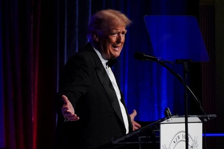 Cựu Tổng thống Donald Trump phát biểu tại sự kiện của Câu lạc bộ Cộng hòa Trẻ New York (Mỹ) hôm 9-12. Ảnh: REUTERS