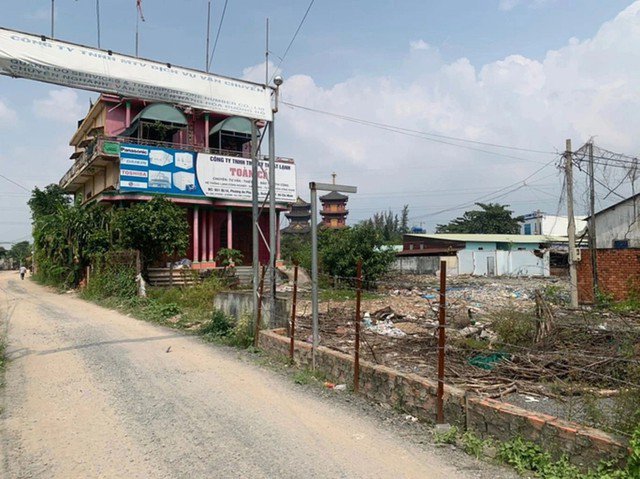 Một phần thửa đất ở phường An Phú Đông mà ông Nguyễn Văn Chơn mất nhiều năm kiện đòi. Ảnh: LUÂN PHẠM