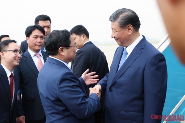 Thủ tướng Chính phủ Phạm Minh Chính&nbsp;đón&nbsp;Tổng Bí thư, Chủ tịch nước Trung Quốc Tập Cận Bình.