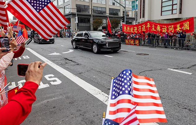 Xe Hồng Kỳ xuất hiện trên đường phố Mỹ tháng 11/2023 khi Chủ tịch Trung Quốc Tập Cận Bình công du Mỹ. Ảnh: VCG.