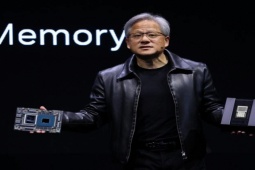 Thời trang Hi-tech - Bất ngờ với chiếc điện thoại mà chủ tịch Nvidia dùng