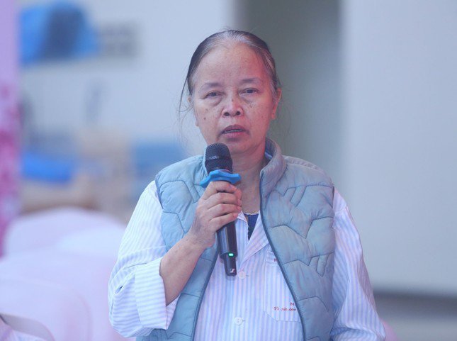 Bà&nbsp;Phạm Thị Dậu (63 tuổi, quê Thái Bình) - một bệnh nhân điều trị tại Viện Huyết học 3 năm qua. (Ảnh: TP).