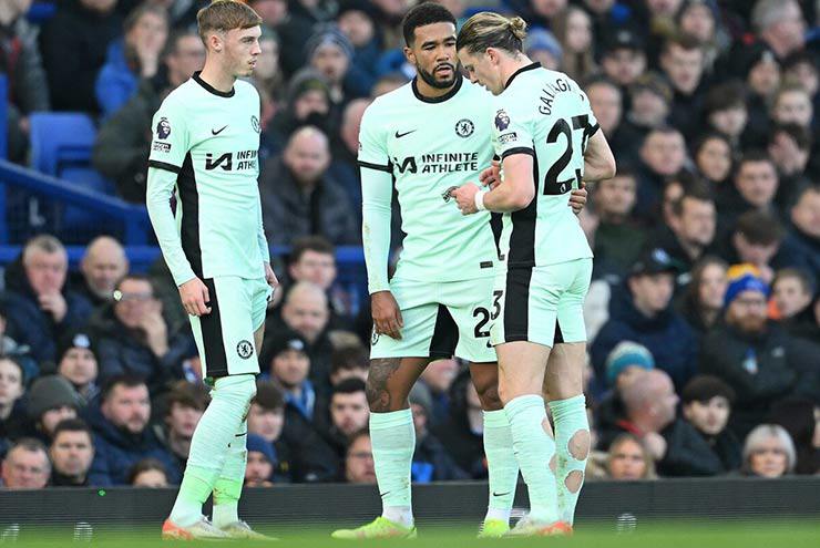 Dù thua Everton nhưng Chelsea sau trận vẫn tổ chức tiệc cho các cầu thủ