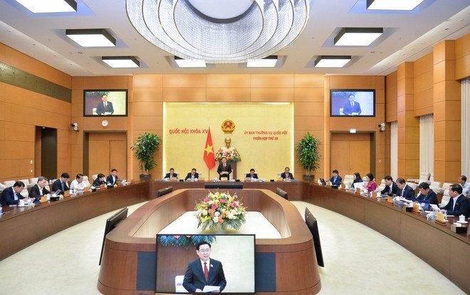 Chủ tịch Quốc hội Vương Đình Huệ phát biểu khai mạc phiên họp 28 của UBTVQH