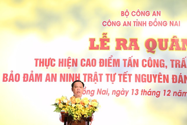 Ông Võ Tấn Đức, quyền Chủ tịch UBND tỉnh Đồng Nai, đề nghị Công an tập trung đấu tranh trấn áp các loại tội phạm