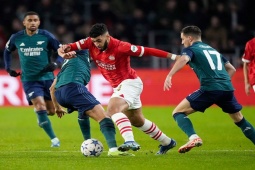 Bóng đá - Trực tiếp bóng đá PSV Eindhoven - Arsenal: Những phút cuối kịch tính (Champions League) (Hết giờ)