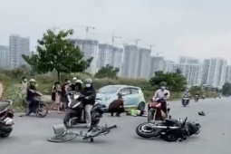 Tin tức trong ngày - Va chạm khủng khiếp với xe mô tô, người đàn ông đi xe đạp tử vong