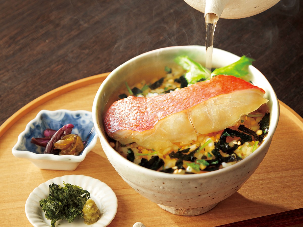 Kiểu ăn cơm kỳ lạ này của người Nhật khiến du khách tròn mắt ngạc nhiên - 9