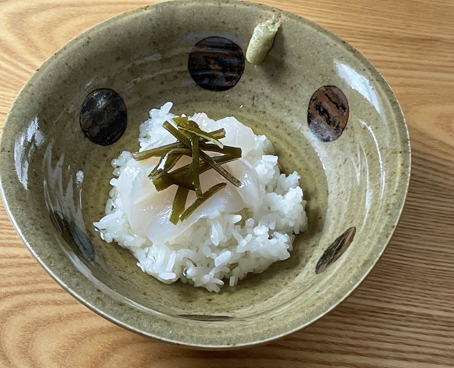 Kiểu ăn cơm kỳ lạ này của người Nhật khiến du khách tròn mắt ngạc nhiên - 4